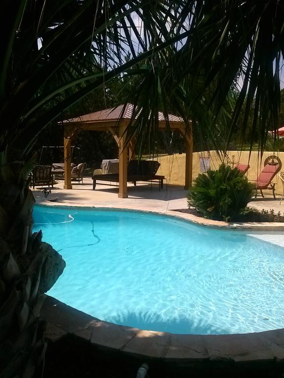 Tnt Hill Country Getaways Hotel Helotes Exterior foto